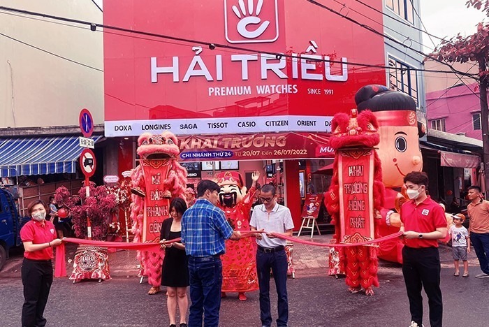showroom-dong-ho-hai-trieu-da-na